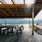 Mondseeblick Kg Apartamento *