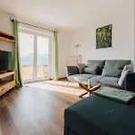 Mondseeblick Kg Innerschwand