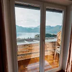 Mondseeblick Kg Apartamento *