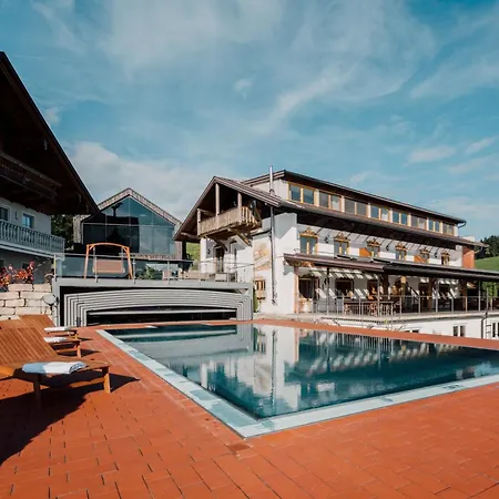 Mondseeblick Kg * Innerschwand